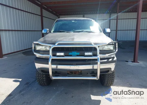 2000 Chevrolet Silverado 1500 Ls from USA, damaged, VIN 2GCEC19T3Y1344874